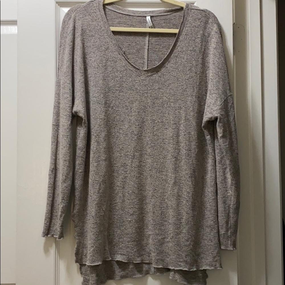 Z supply long sleeve sweater